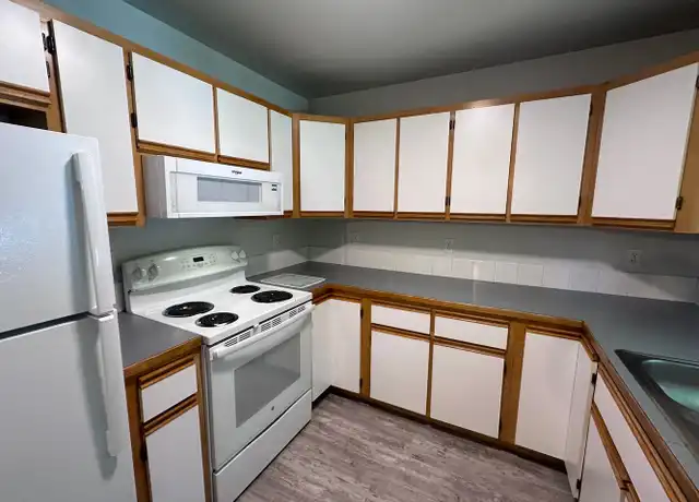 Property at 1550 NW Milwaukee Ave Unit A-1, Bend, OR, 97703, 2 beds, 1 bath, [object Object]