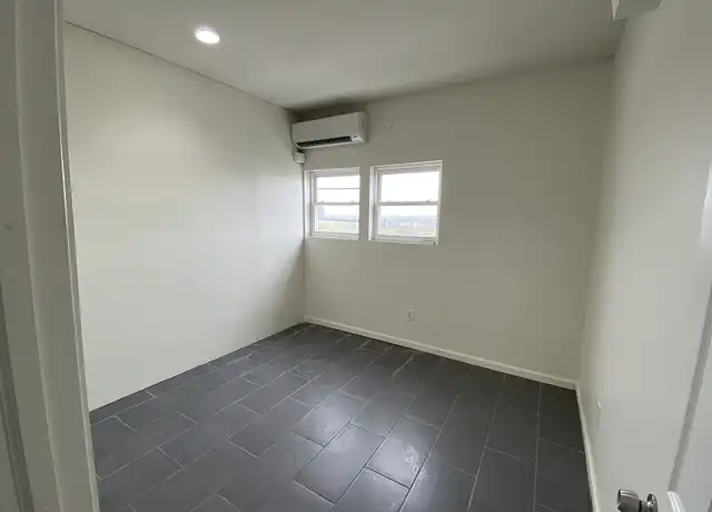 Property at Norfolk by Gomes - 42 Norfolk St, Newark, NJ, 07103, 1 bed, 1 bath, [object Object]
