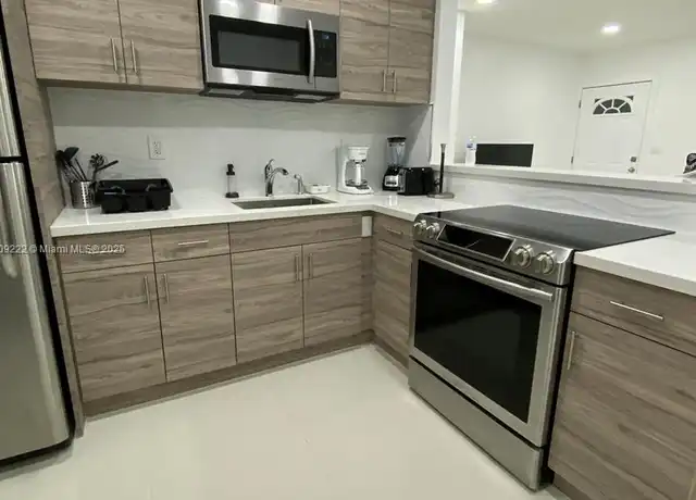 Property at 301 NW 34th St Unit 3404, Miami, FL, 33127, 2 beds, 1 bath, [object Object]