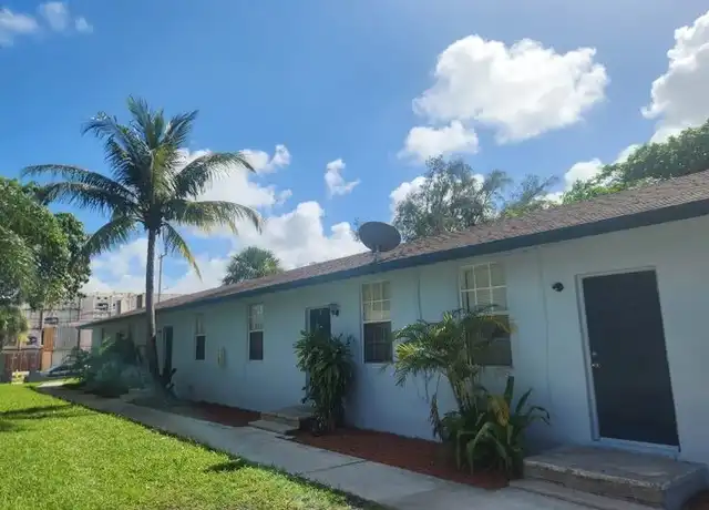 Property at 128 W 10th St #1, Riviera Beach, FL, 33404, 2 beds, 1 bath, [object Object]