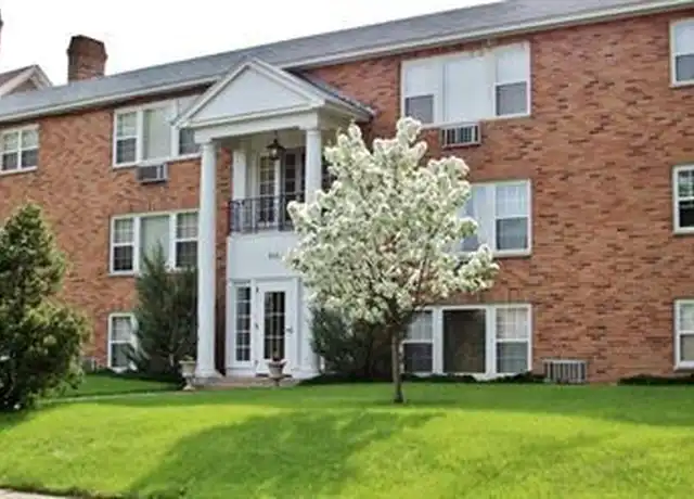 Property at 2020 Pillsbury Ave S, Minneapolis, MN, 55404, 2 beds, 1 bath, [object Object]