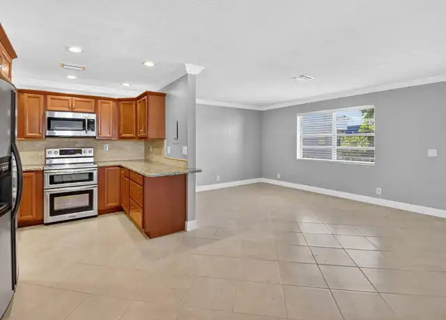 Property at 184 Burgundy D, Delray Beach, FL, 33484, 1 bed, 1.5 baths, [object Object]