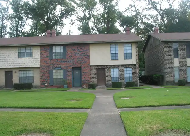 Property at 2700 N 16th St #38, Beaumont, TX, 77703, 2 beds, 1.5 baths, [object Object]