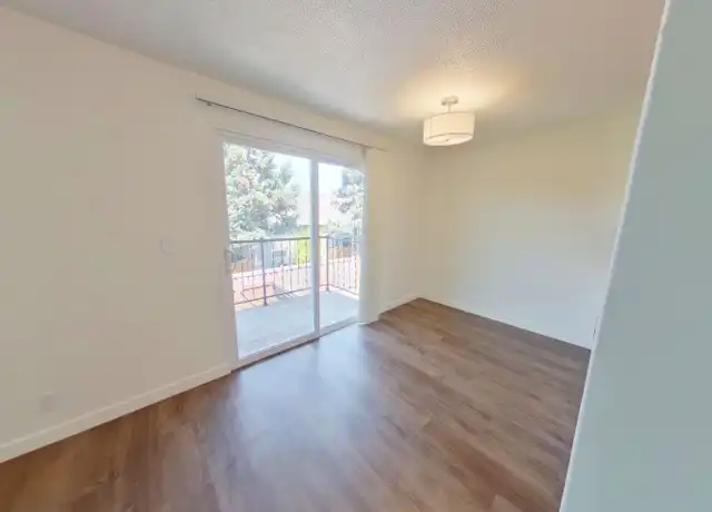 Property at 33 E 30th Ave Unit 6, Eugene, OR, 97405, 2 beds, 1.5 baths, [object Object]