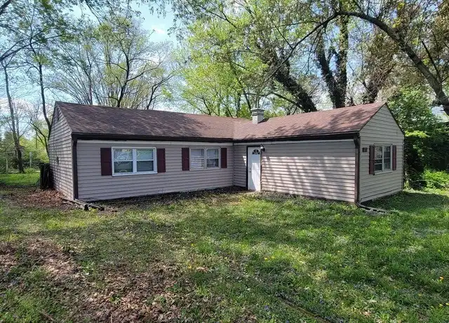 Property at 6711 E 42nd St, Indianapolis, IN, 46226, 4 beds, 1 bath, [object Object]