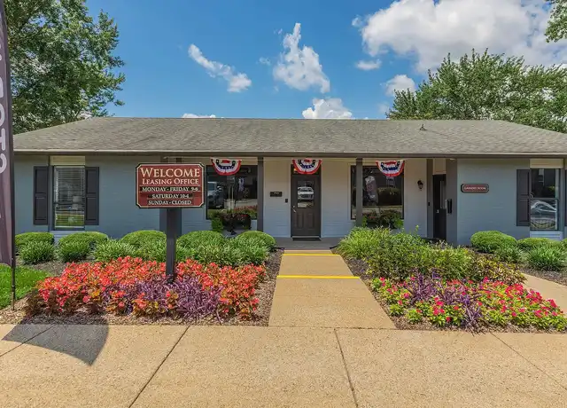 Property at Hunter Chase - 1897 Madison St, Clarksville, TN, 37043, 2 beds, 1 bath, [object Object]