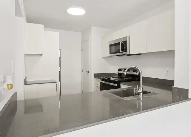Property at Vista Valley - 922 S Longmore, Mesa, AZ, 85202, 1-2 bed, 1-2 bath, [object Object]