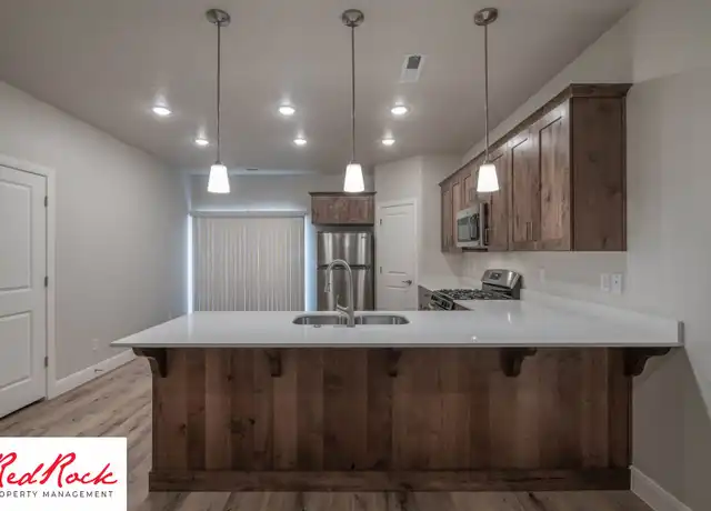 Property at 499 N 550 W, Hurricane, UT, 84737, 4 beds, 2.5 baths, [object Object]