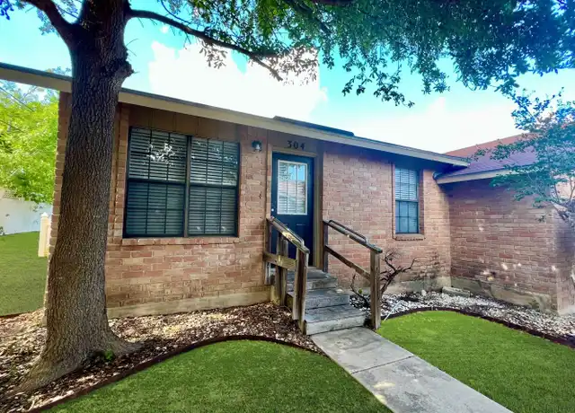 Property at 4545 Hoeneke Dr Unit 401, Kirby, TX, 78219, 2 beds, 2 baths, [object Object]