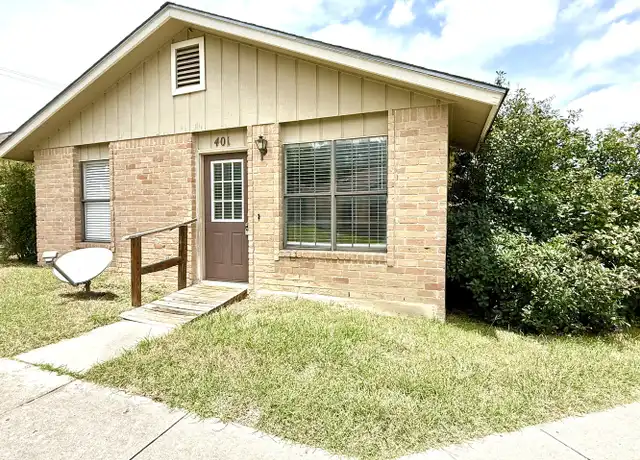 Property at 4545 Hoeneke Dr Unit 401, Kirby, TX, 78219, 2 beds, 2 baths, [object Object]