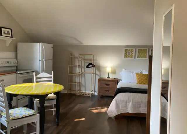 Property at 418 Goebel Ave Unit 2A, Savannah, GA, 31404, 1 bed, 1 bath, [object Object]