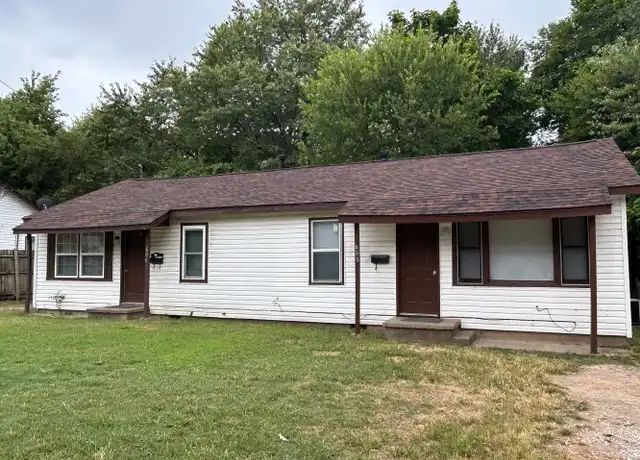 Property at 608 Sherman St, Springdale, AR, 72764, 2 beds, 1 bath, [object Object]