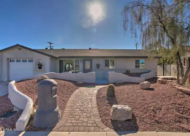 Property at 8637 E Palm Ln, Scottsdale, AZ, 85257, 3 beds, 2 baths, [object Object]