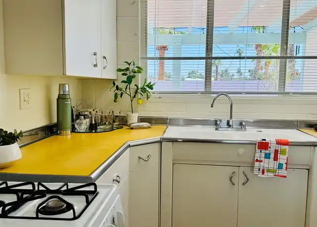 Property at 1610 Exley Ave, Las Vegas, NV, 89104, 3 beds, 2 baths, [object Object]