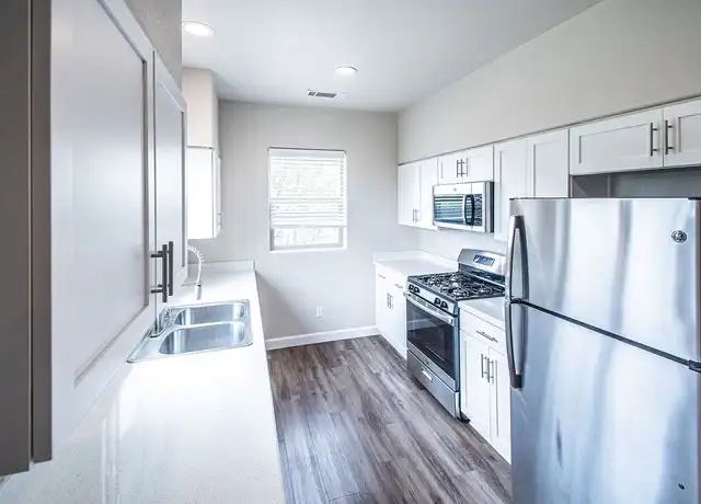 Property at Alder Creek Apartments - 712 Gardenia Cir, Paso Robles, CA, 93446, 1-2 bed, 1 bath, [object Object]