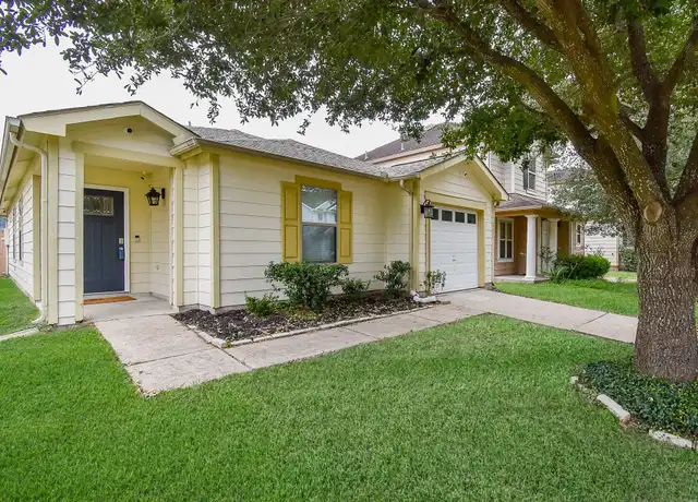 Property at 2631 Skyview Trace Ct, Houston, TX, 77047, 3 beds, 2 baths, [object Object]