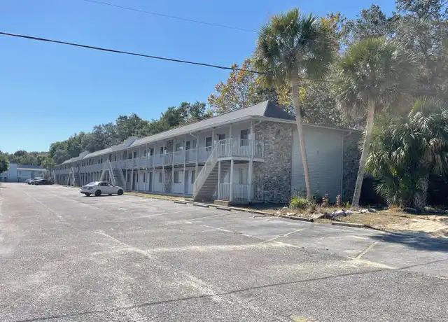 Property at 201 College Blvd E #13, Niceville, FL, 32578, 2 beds, 1 bath, [object Object]