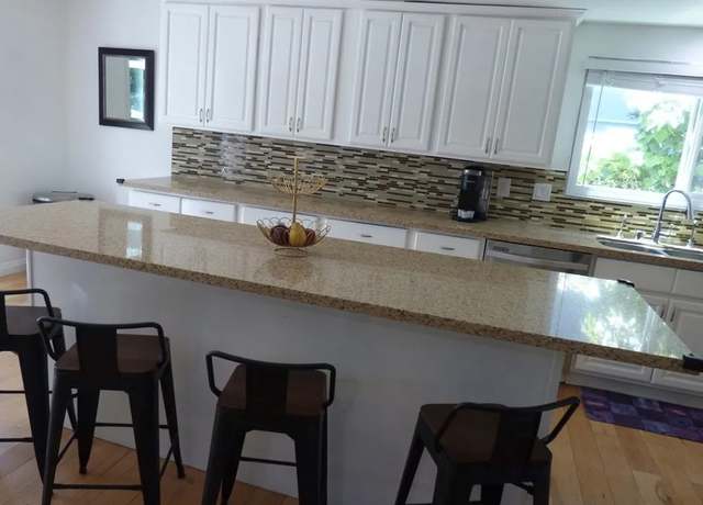 Photo of 5650 Lake Lindero Dr, Agoura Hills, CA 91301