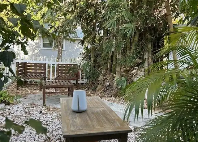 Property at 3005 Hawthorne St, Sarasota, FL, 34239, 2 beds, 1 bath, [object Object]