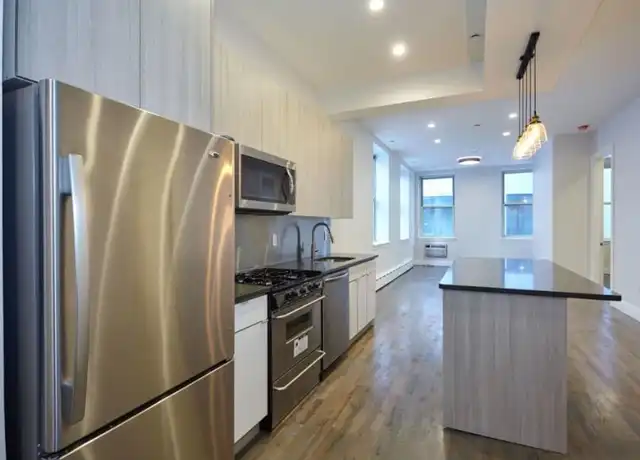 Property at 45 Beekman St, New York, NY, 10038, 22 beds, 2 baths, [object Object]
