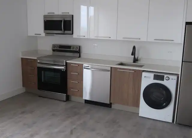 Property at 941 W Carmen Ave Unit 707, Chicago, IL, 60640, 0 beds, 1 bath, [object Object]