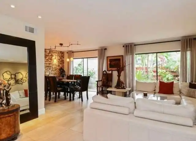 Property at 2991 Lakewood Ln, Hollywood, FL, 33021, 3 beds, 2.5 baths, [object Object]
