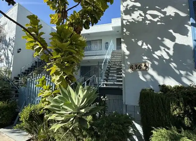 Property at 8365 Gregory Way Unit B, Beverly Hills, CA, 90211, 3 beds, 2 baths, [object Object]