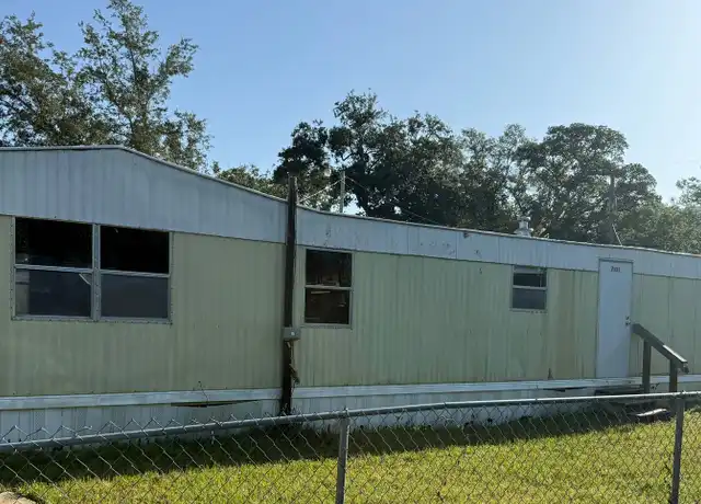 Property at 713 Creekwood Rd Unit C, Mary Esther, FL, 32569, 2 beds, 1 bath, [object Object]