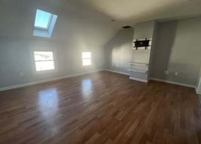 Photo of 692 Plymouth Ave Unit 3, Fall River, MA 02721