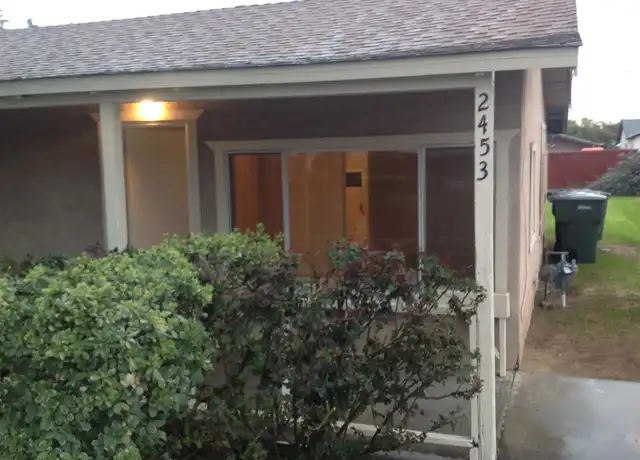 Property at 2453 S Woodrow Ave, Fresno, CA, 93725, 3 beds, 1 bath, [object Object]