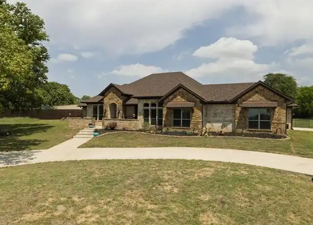 Property at 1402 Isabella Ct, Rhome, TX, 76078, 4 beds, 3 baths, [object Object]