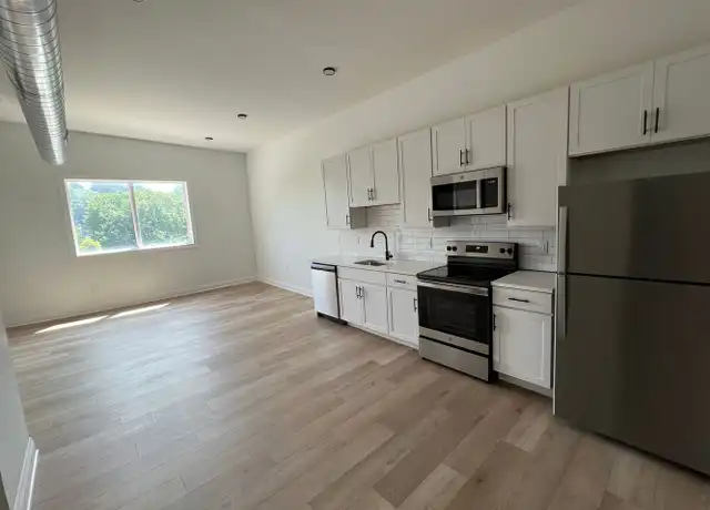 Property at 123 Northampton St #11, Easton, PA, 18042, 1 bed, 1 bath, [object Object]