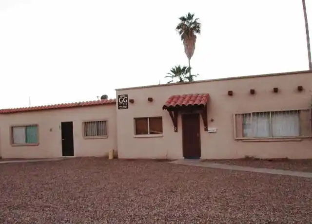 Property at 4625 W Thomas Rd Unit 53 1, Phoenix, AZ, 85031, 4 beds, 2 baths, [object Object]