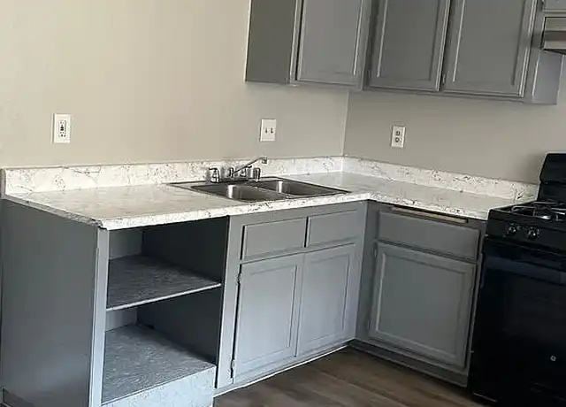 Property at 17802 Quantico Rd, Apple Valley, CA, 92307, 2 beds, 1 bath, [object Object]