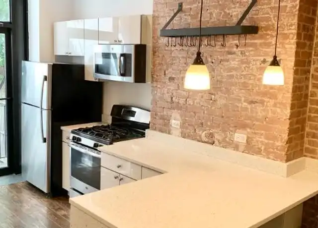 Property at 318 E 90th St, New York, NY, 10128, 2 beds, 1 bath, [object Object]
