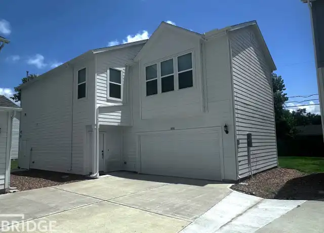 Property at 330 Huisache St, Lake Jackson, TX, 77566, 3 beds, 2.5 baths, [object Object]