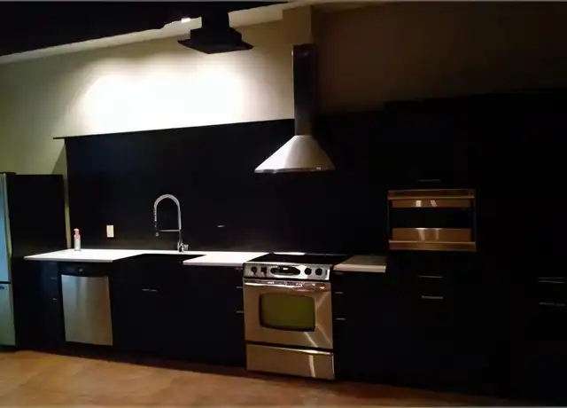 Property at 130 Commerce St, Montgomery, AL, 36104, 1 bed, 1 bath, [object Object]