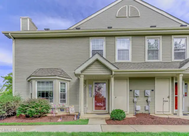 Property at 804 Trescott Pl, Mount Laurel, NJ, 08054, 2 beds, 2.5 baths, [object Object]