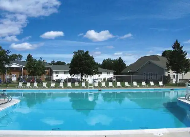 Property at 100 Greystone Ln Unit 7, Rochester, NY, 14618, 2 beds, 1 bath, [object Object]