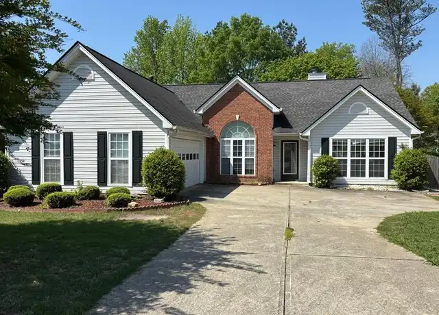 Property at 320 Victoria Station Blvd, Lawrenceville, GA, 30043, 3 beds, 2 baths, [object Object]