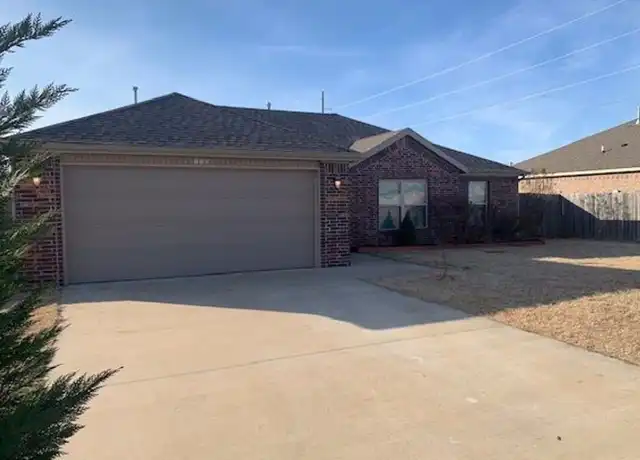 Property at 110 Willow Dr, Centerton, AR, 72719, 3 beds, 2 baths, [object Object]