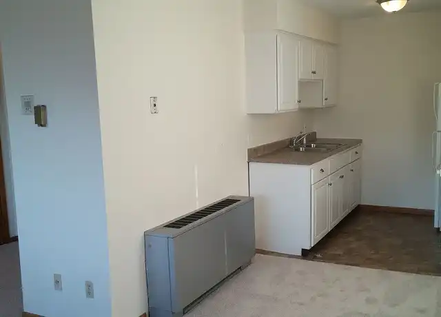 Property at 2001 Bryant Ave S, Minneapolis, MN, 55405, 0-1 beds, 1 bath, [object Object]