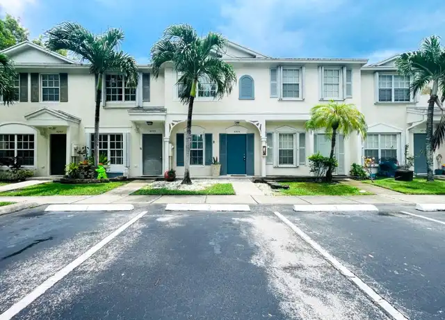 Property at 4904 SW 31st Ter, Fort Lauderdale, FL, 33312, 2 beds, 1.5 baths, [object Object]