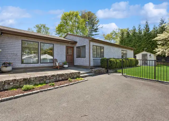 Property at 49 Drumlin Rd, Westport, CT, 06880, 3 beds, 2 baths, [object Object]