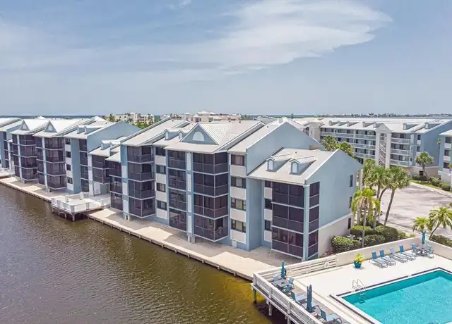 Property at 40 NE Plantation Rd #209, Stuart, FL, 34996, 2 beds, 2 baths, [object Object]