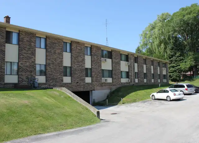 Property at 2732 N 10th St Unit 16, Sheboygan, WI, 53083, 2 beds, 1 bath, [object Object]