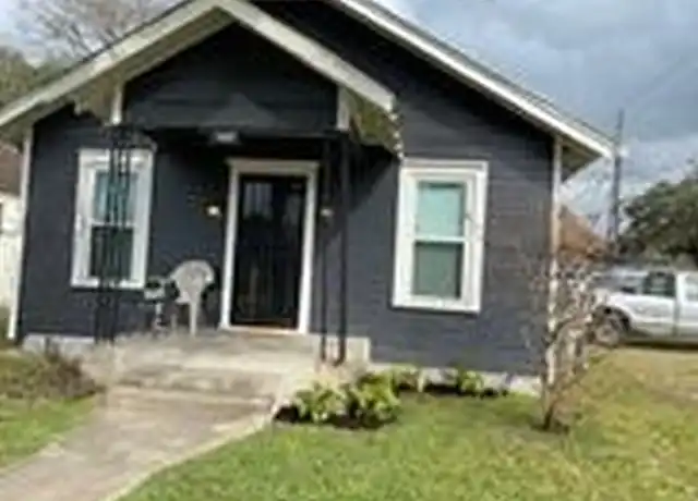 Property at 4802 Siegel St, Houston, TX, 77009, 2 beds, 1 bath, [object Object]