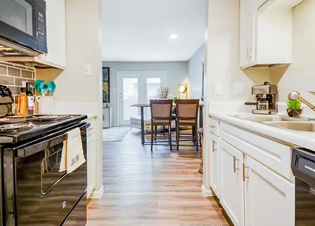 Property at South Shore Coastal Living - 5802 Everhart Rd, Corpus Christi, TX, 78413, 2 beds, 1-1.5 bath, [object Object]