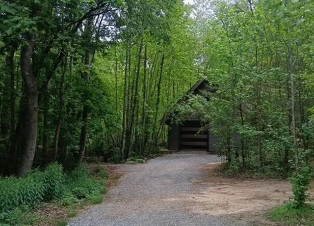 Property at 130 Forest Ridge Dr, Nebo, NC, 28761, 1 bed, 1 bath, [object Object]