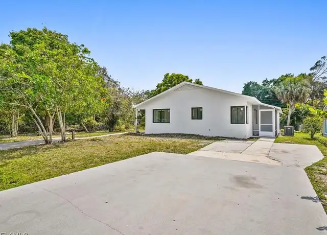 Property at 3652 Hibiscus Ave Unit A, Naples, FL, 34104, 2 beds, 1 bath, [object Object]